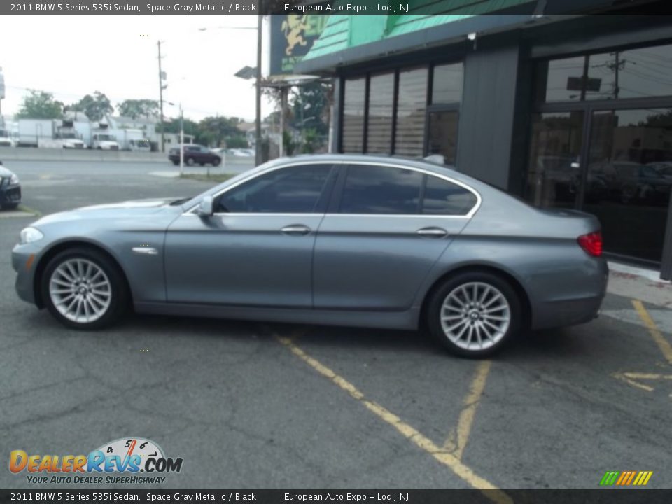 2011 BMW 5 Series 535i Sedan Space Gray Metallic / Black Photo #6