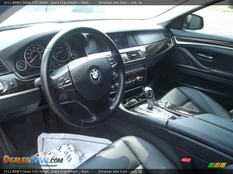 2011 BMW 5 Series 535i Sedan Space Gray Metallic / Black Photo #8