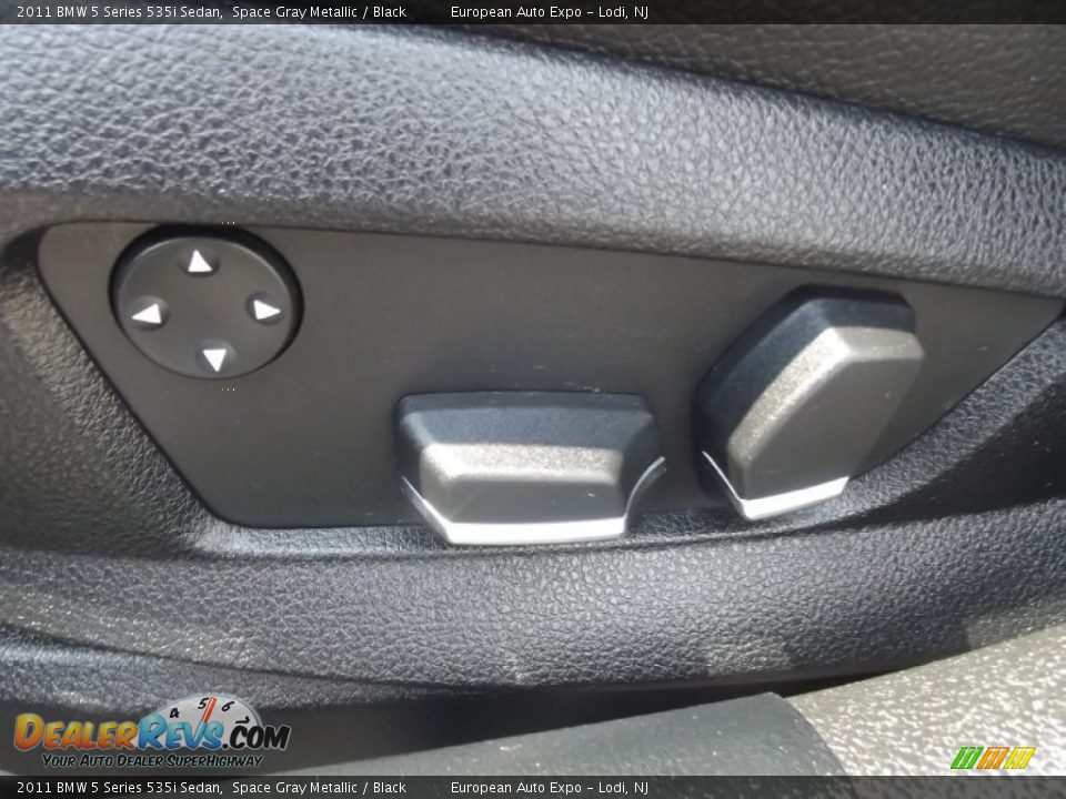 2011 BMW 5 Series 535i Sedan Space Gray Metallic / Black Photo #20