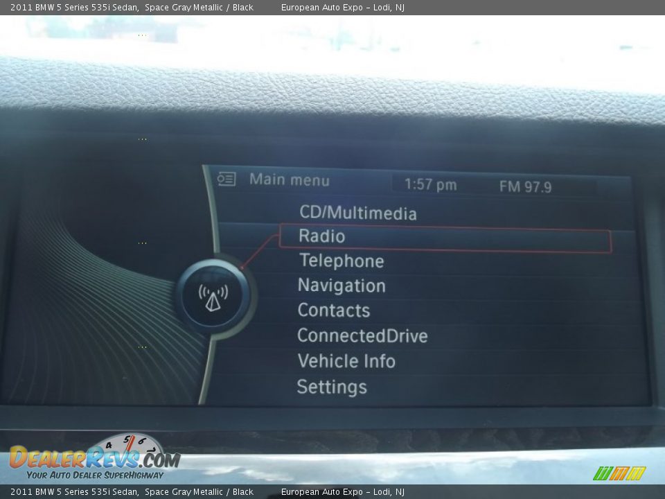 2011 BMW 5 Series 535i Sedan Space Gray Metallic / Black Photo #29