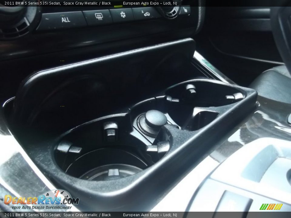 2011 BMW 5 Series 535i Sedan Space Gray Metallic / Black Photo #33