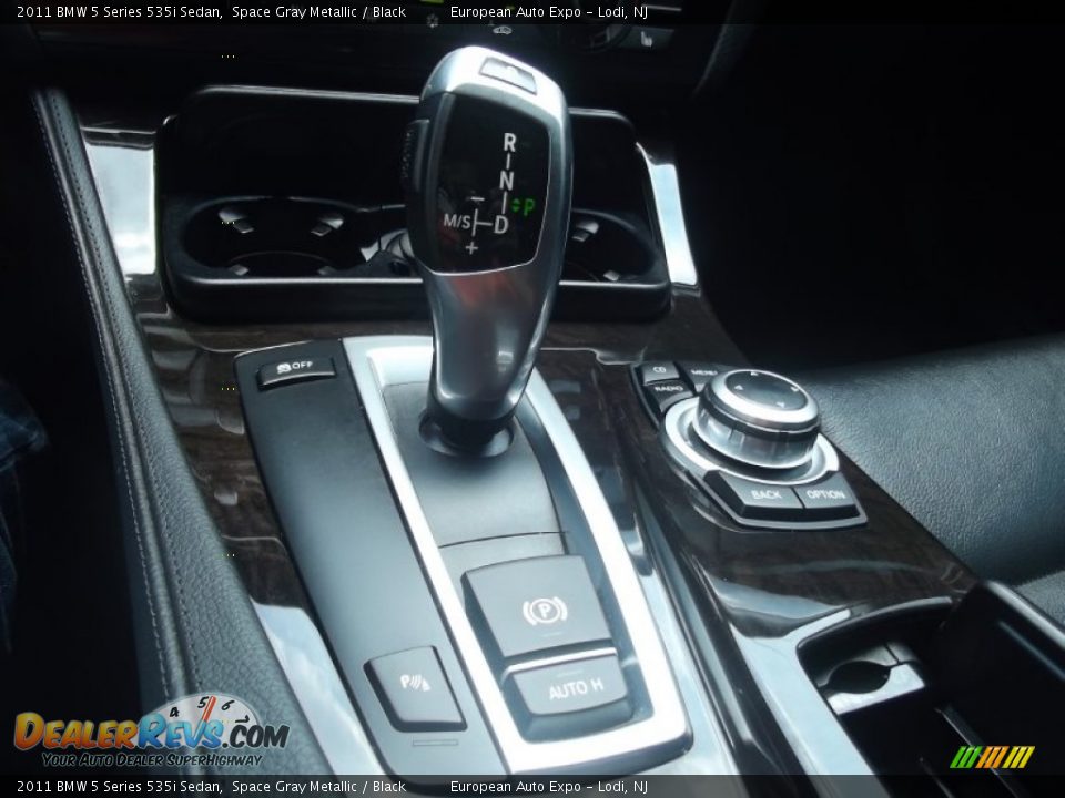 2011 BMW 5 Series 535i Sedan Space Gray Metallic / Black Photo #34