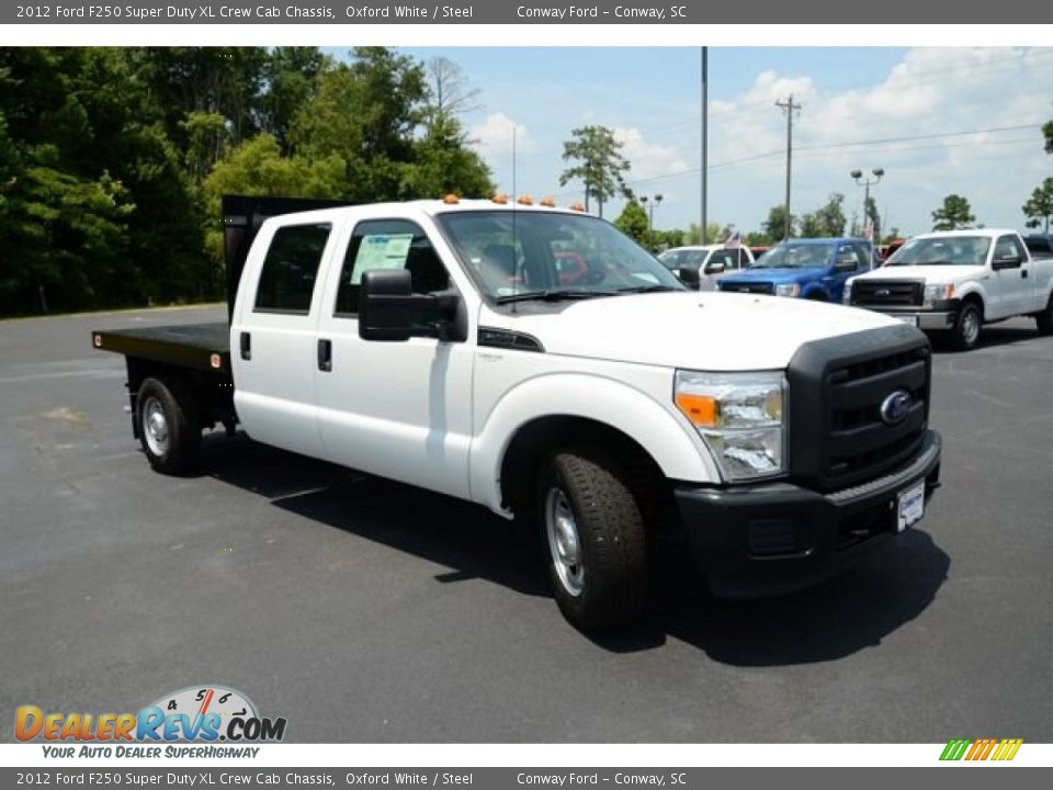 2012 Ford F250 Super Duty XL Crew Cab Chassis Oxford White / Steel Photo #3