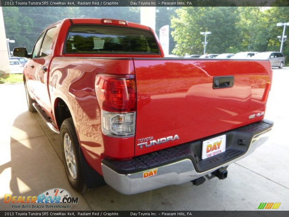 2013 Toyota Tundra SR5 CrewMax 4x4 Radiant Red / Graphite Photo #4