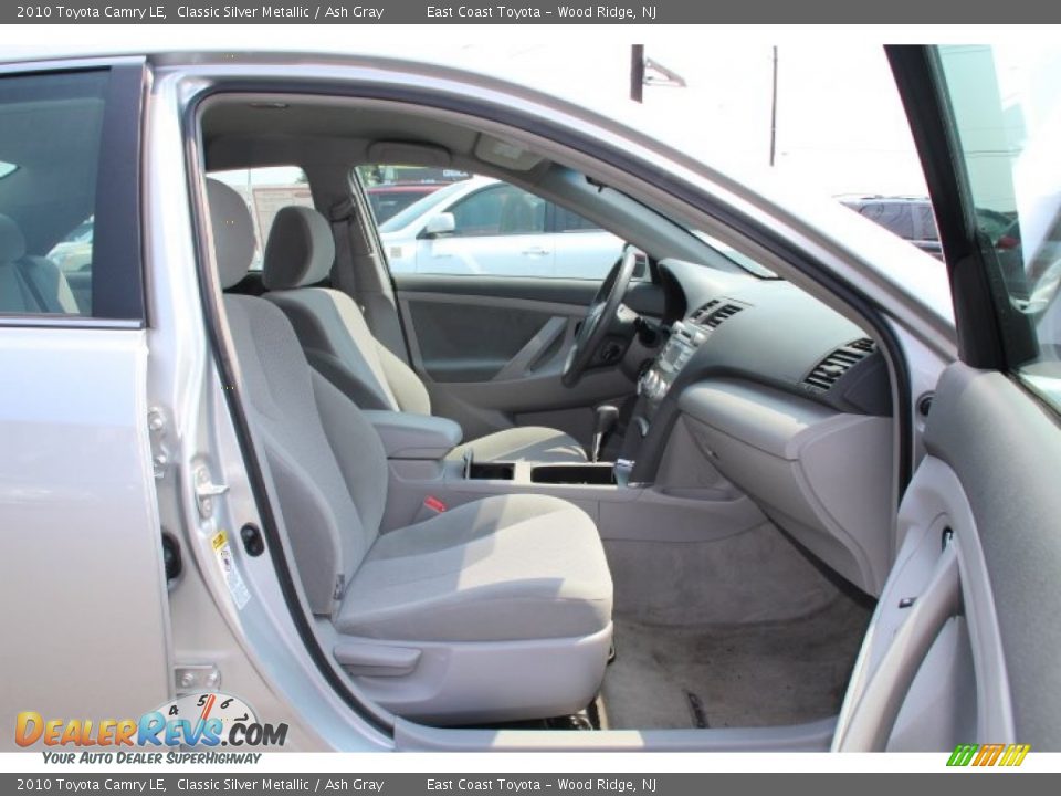 2010 Toyota Camry LE Classic Silver Metallic / Ash Gray Photo #8