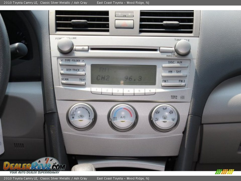 2010 Toyota Camry LE Classic Silver Metallic / Ash Gray Photo #11
