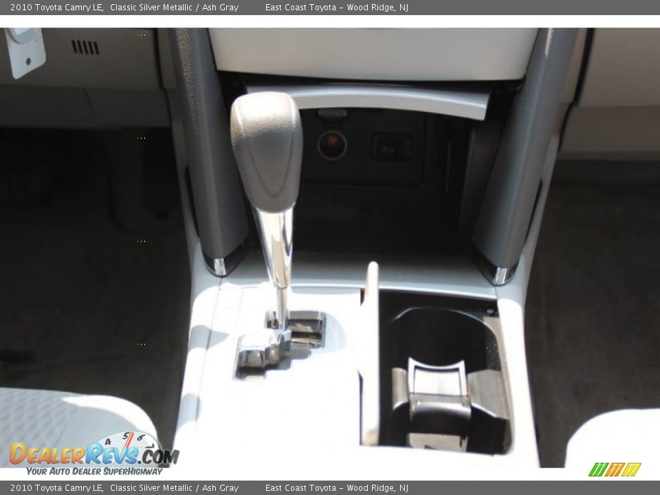 2010 Toyota Camry LE Classic Silver Metallic / Ash Gray Photo #12