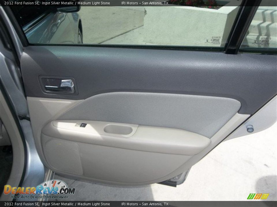 2012 Ford Fusion SE Ingot Silver Metallic / Medium Light Stone Photo #8