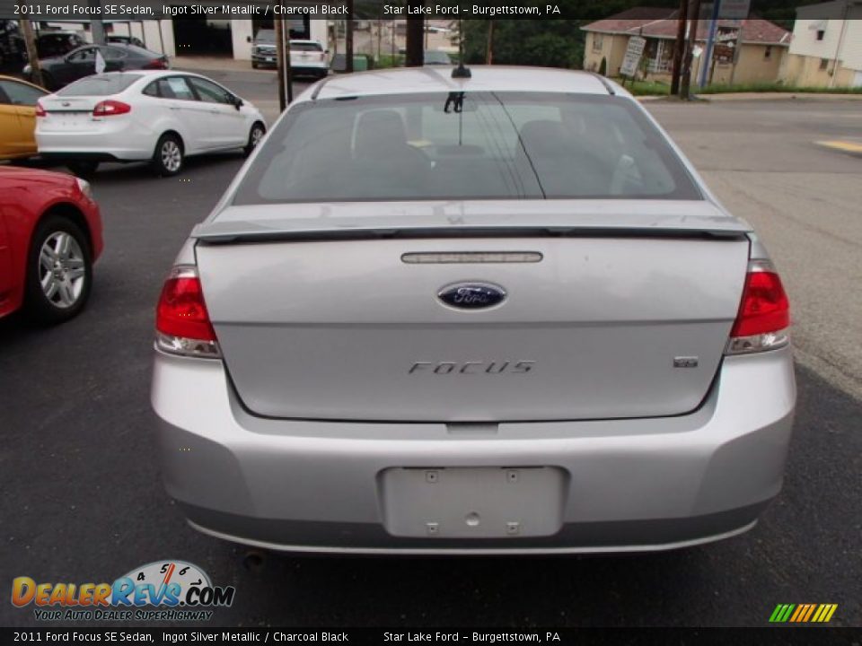 2011 Ford Focus SE Sedan Ingot Silver Metallic / Charcoal Black Photo #5