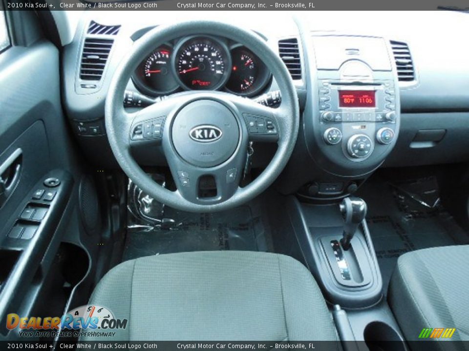 2010 Kia Soul + Clear White / Black Soul Logo Cloth Photo #6