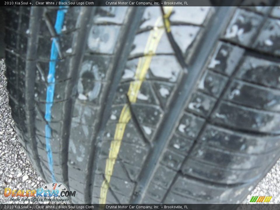 2010 Kia Soul + Clear White / Black Soul Logo Cloth Photo #16