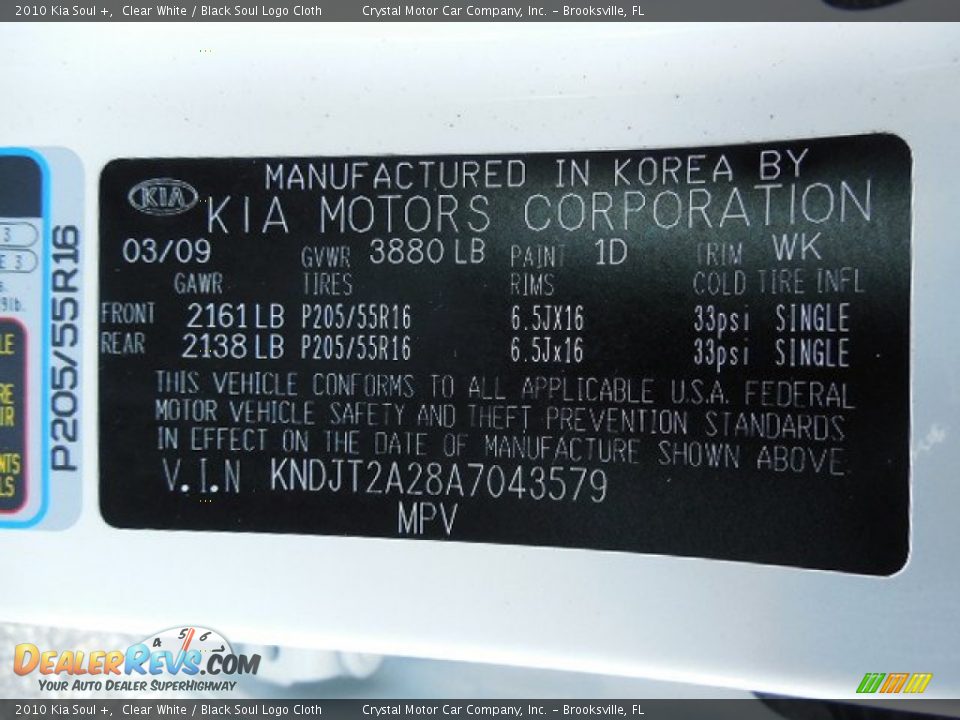 2010 Kia Soul + Clear White / Black Soul Logo Cloth Photo #24