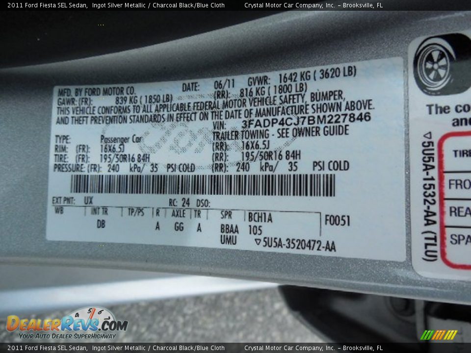 2011 Ford Fiesta SEL Sedan Ingot Silver Metallic / Charcoal Black/Blue Cloth Photo #24