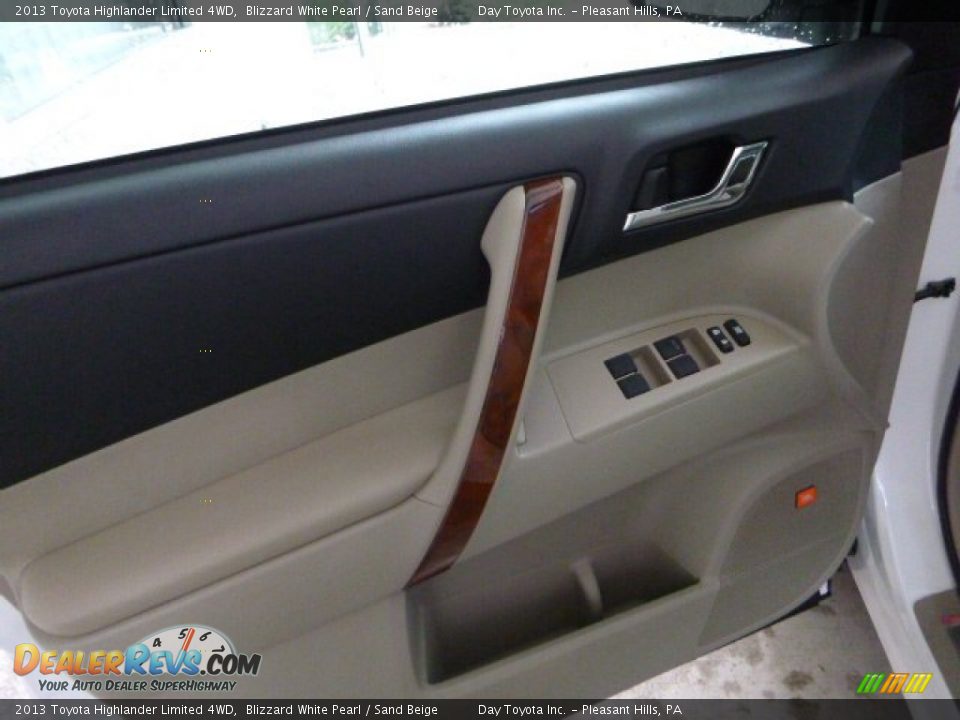 2013 Toyota Highlander Limited 4WD Blizzard White Pearl / Sand Beige Photo #15