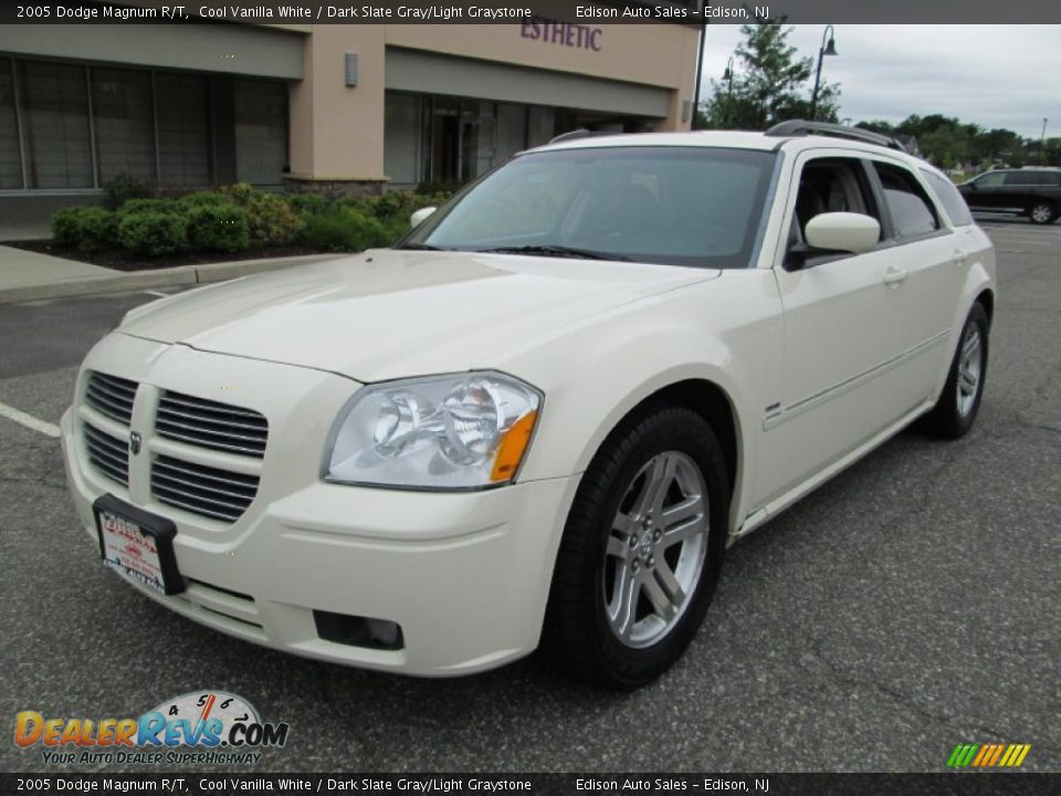 2005 Dodge Magnum R/T Cool Vanilla White / Dark Slate Gray/Light Graystone Photo #2