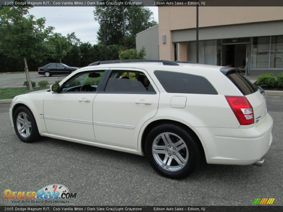 2005 Dodge Magnum R/T Cool Vanilla White / Dark Slate Gray/Light Graystone Photo #4