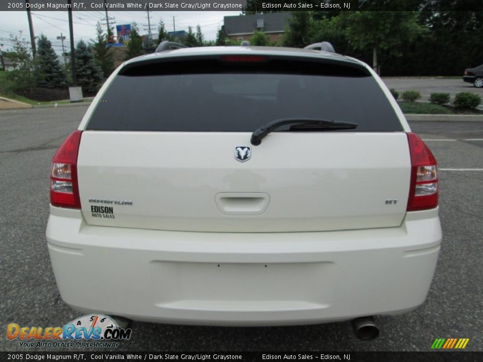 2005 Dodge Magnum R/T Cool Vanilla White / Dark Slate Gray/Light Graystone Photo #6