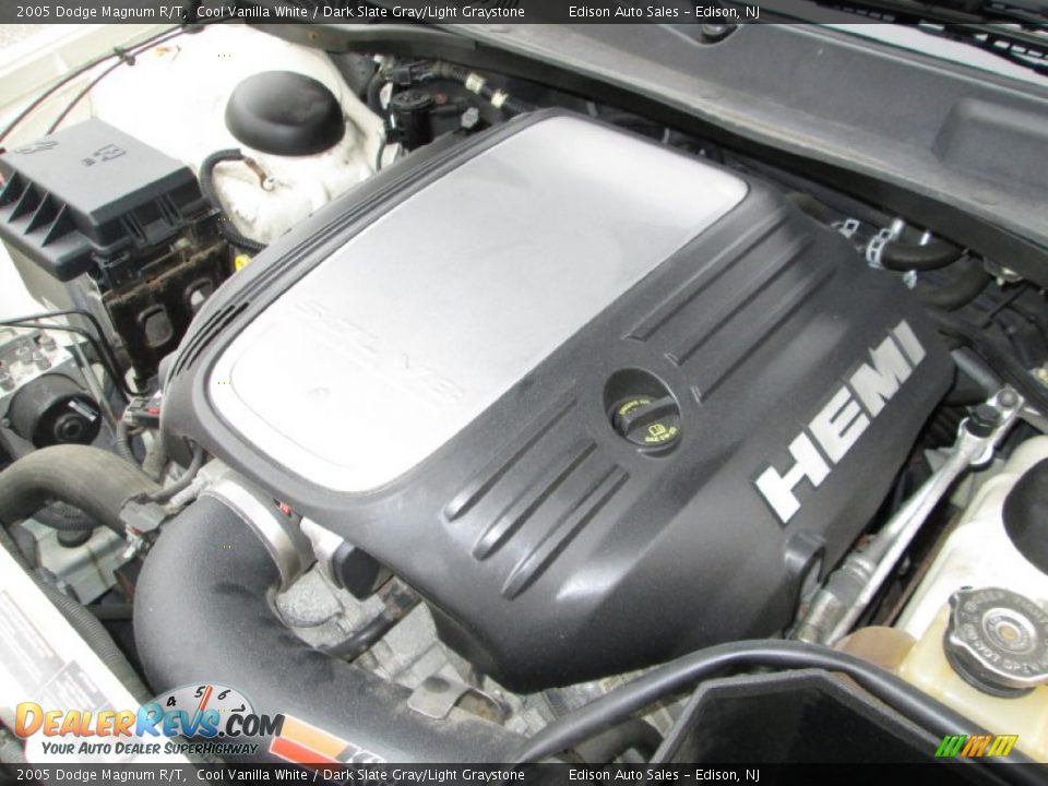 2005 Dodge Magnum R/T Cool Vanilla White / Dark Slate Gray/Light Graystone Photo #29