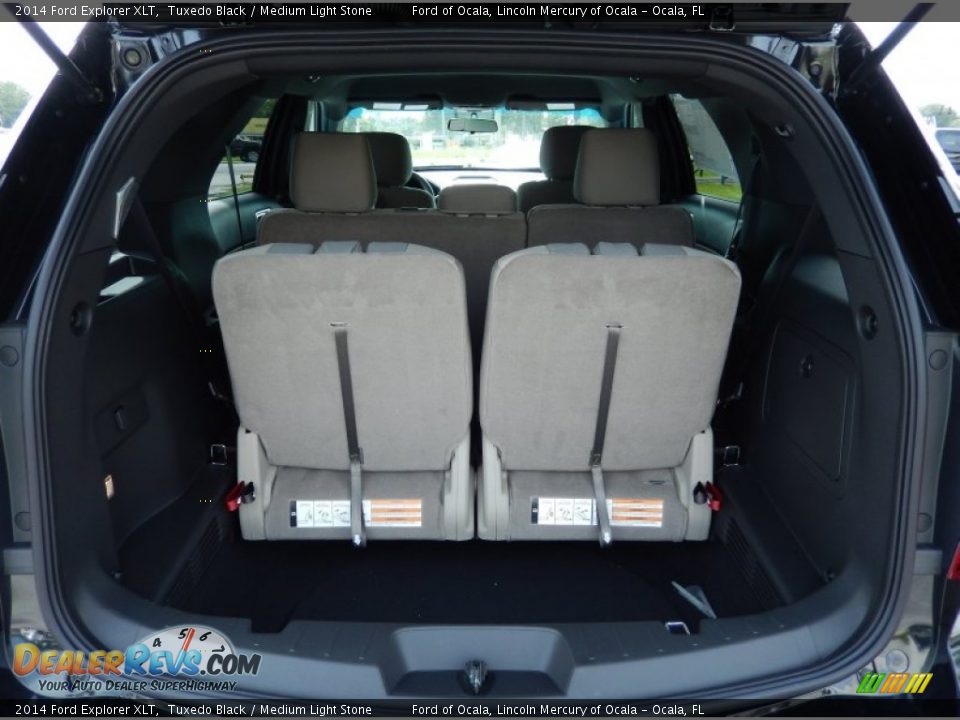 2014 Ford Explorer XLT Tuxedo Black / Medium Light Stone Photo #5