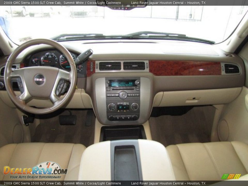 Dashboard of 2009 GMC Sierra 1500 SLT Crew Cab Photo #3