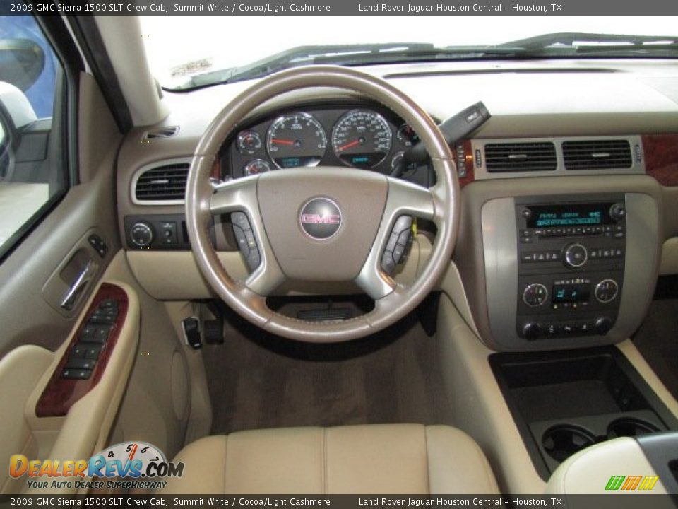 Dashboard of 2009 GMC Sierra 1500 SLT Crew Cab Photo #14