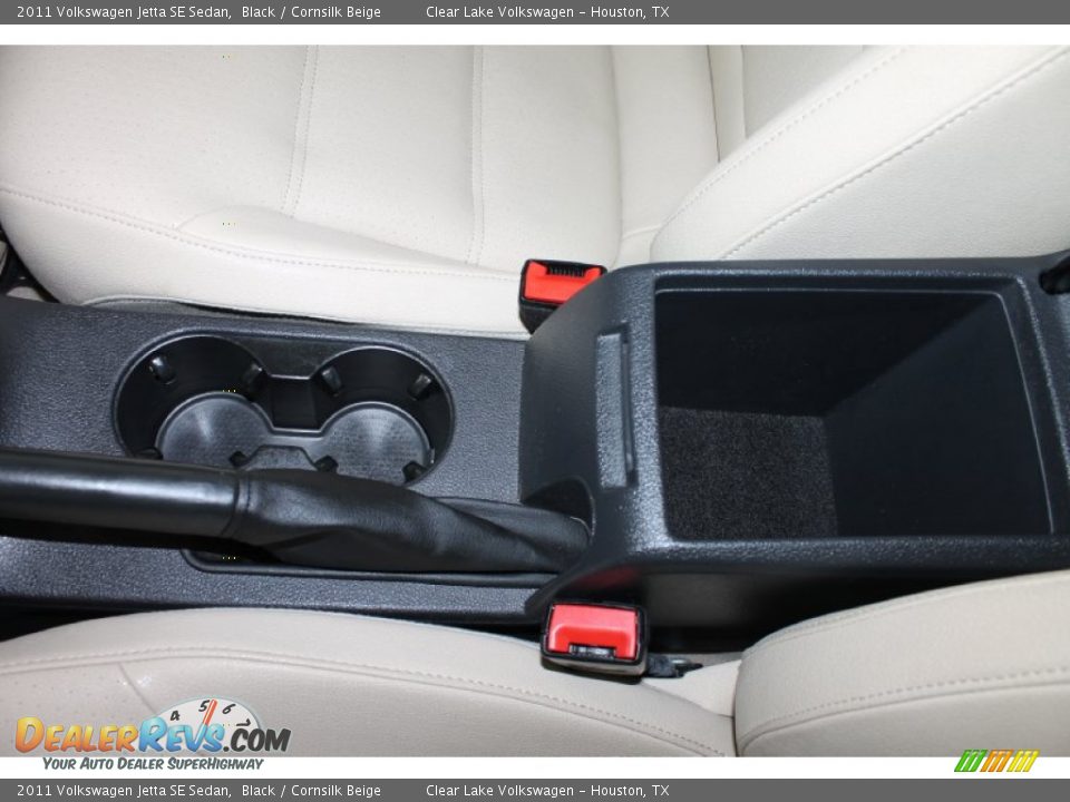 2011 Volkswagen Jetta SE Sedan Black / Cornsilk Beige Photo #18