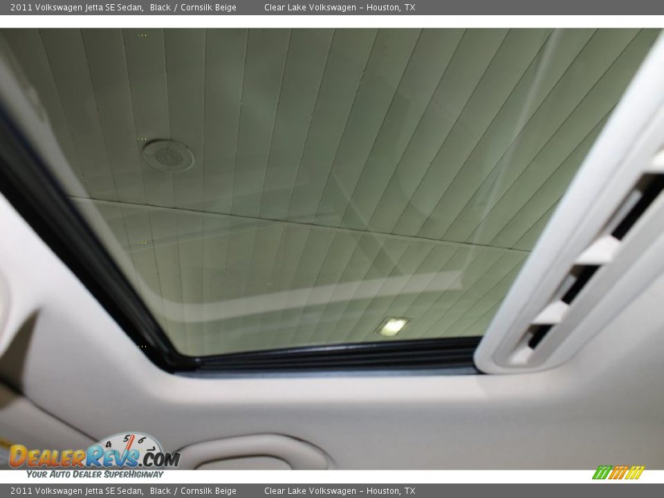 2011 Volkswagen Jetta SE Sedan Black / Cornsilk Beige Photo #19