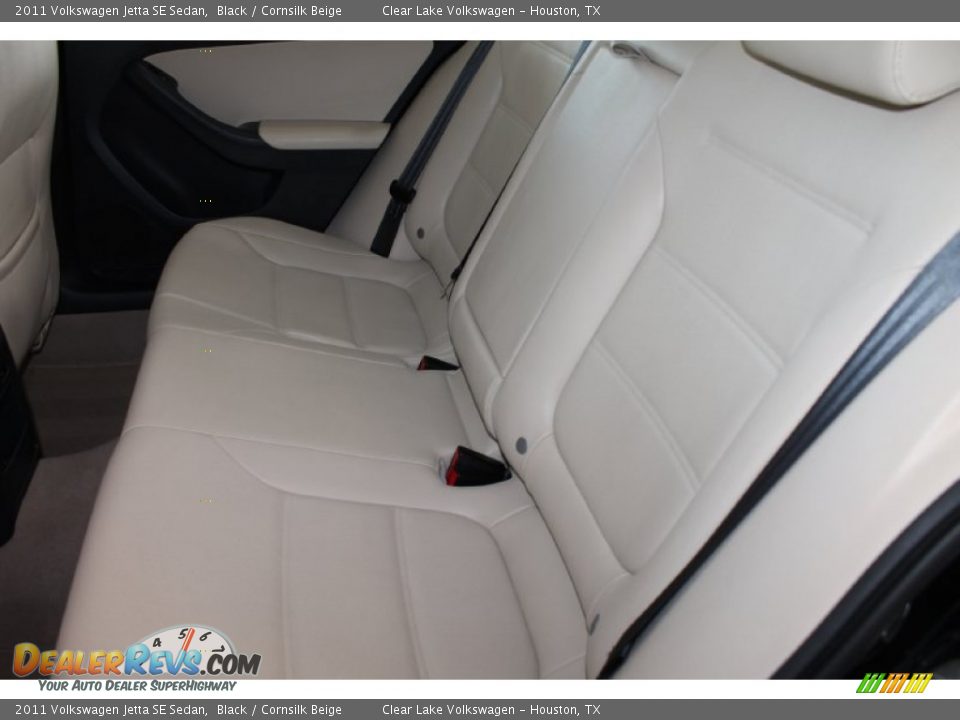 2011 Volkswagen Jetta SE Sedan Black / Cornsilk Beige Photo #33