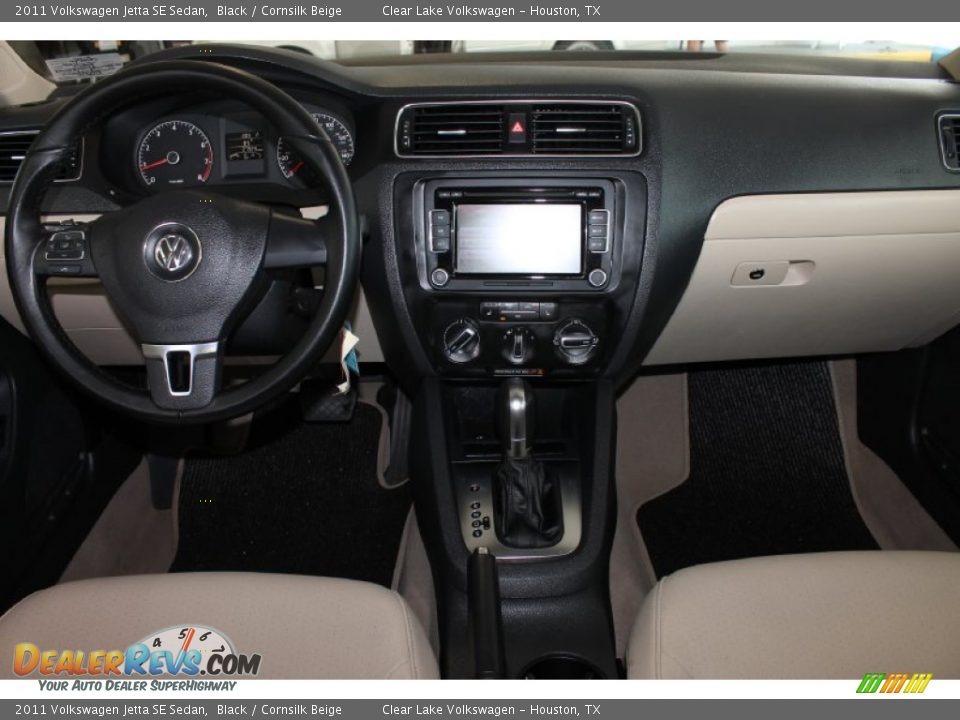 2011 Volkswagen Jetta SE Sedan Black / Cornsilk Beige Photo #34