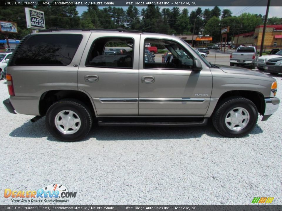 2003 GMC Yukon SLT 4x4 Sandalwood Metallic / Neutral/Shale Photo #3