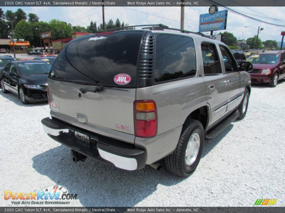 2003 GMC Yukon SLT 4x4 Sandalwood Metallic / Neutral/Shale Photo #5