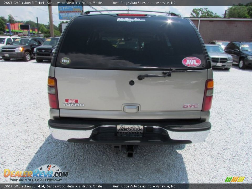 2003 GMC Yukon SLT 4x4 Sandalwood Metallic / Neutral/Shale Photo #6