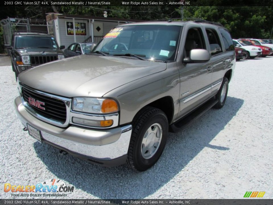 2003 GMC Yukon SLT 4x4 Sandalwood Metallic / Neutral/Shale Photo #11