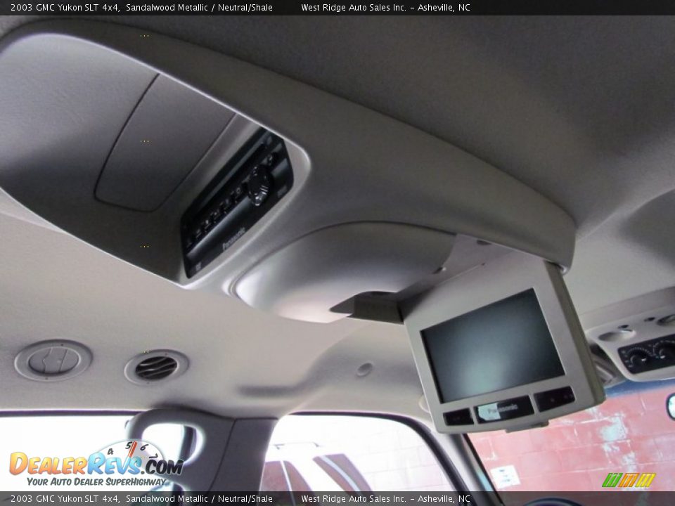 2003 GMC Yukon SLT 4x4 Sandalwood Metallic / Neutral/Shale Photo #19