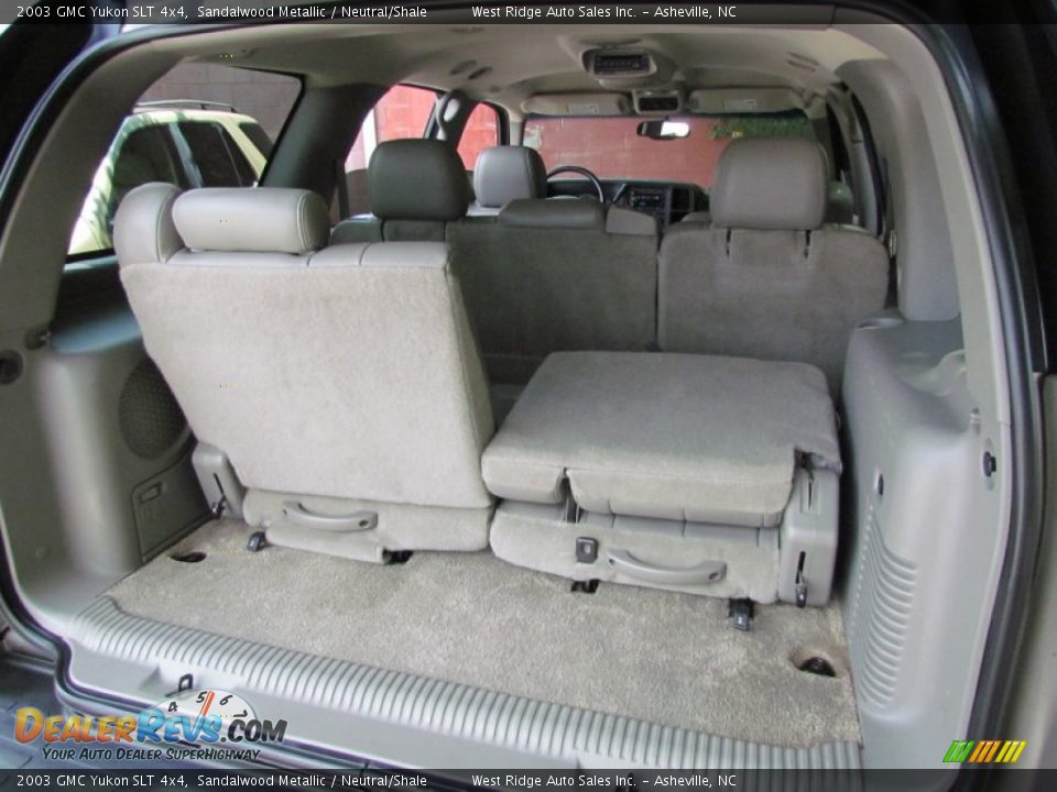 2003 GMC Yukon SLT 4x4 Sandalwood Metallic / Neutral/Shale Photo #21