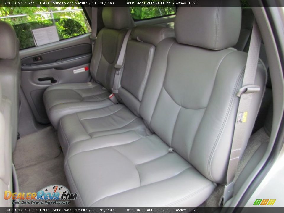 2003 GMC Yukon SLT 4x4 Sandalwood Metallic / Neutral/Shale Photo #22