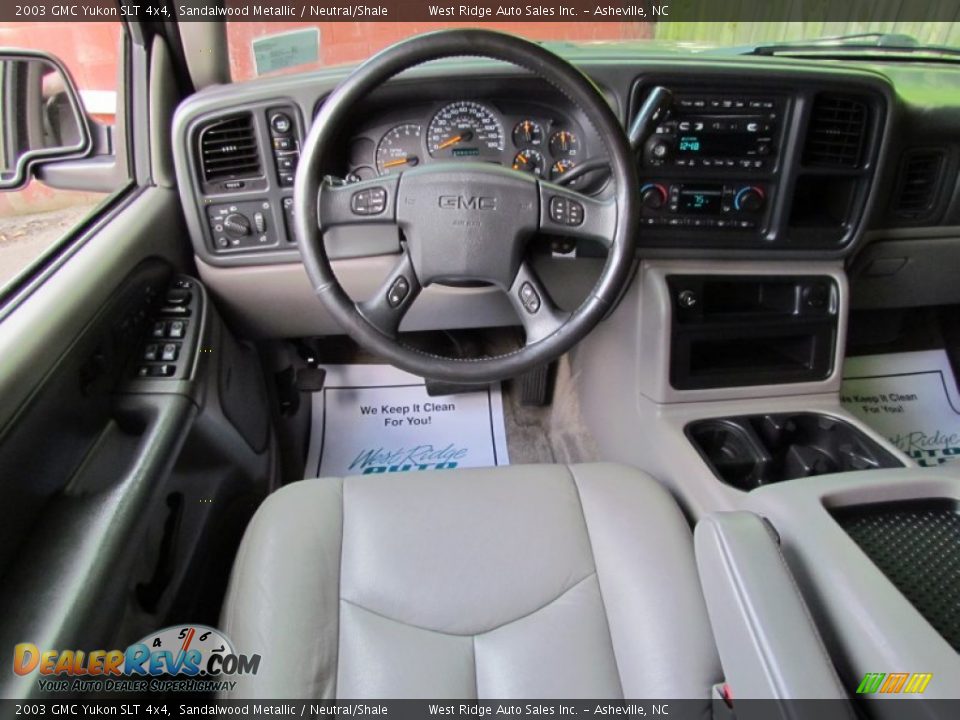 2003 GMC Yukon SLT 4x4 Sandalwood Metallic / Neutral/Shale Photo #23
