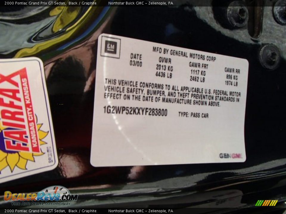 2000 Pontiac Grand Prix GT Sedan Black / Graphite Photo #15