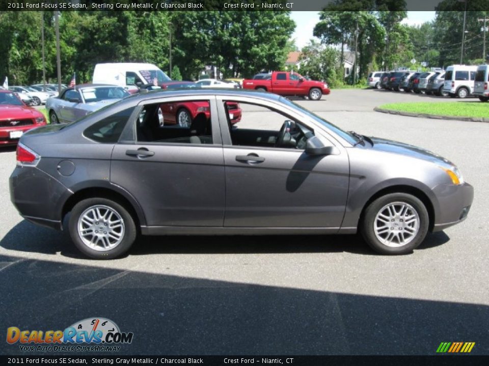 2011 Ford Focus SE Sedan Sterling Gray Metallic / Charcoal Black Photo #8