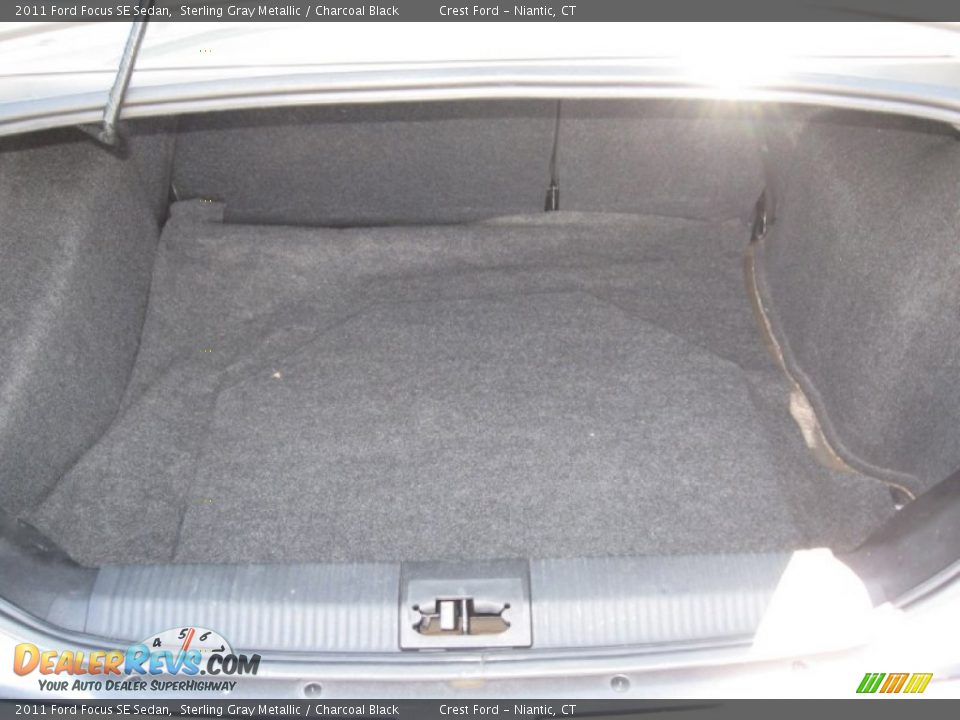 2011 Ford Focus SE Sedan Sterling Gray Metallic / Charcoal Black Photo #10