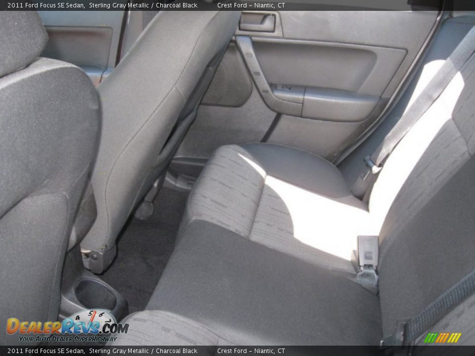 2011 Ford Focus SE Sedan Sterling Gray Metallic / Charcoal Black Photo #13