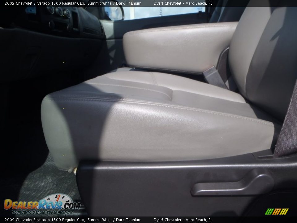 2009 Chevrolet Silverado 1500 Regular Cab Summit White / Dark Titanium Photo #13