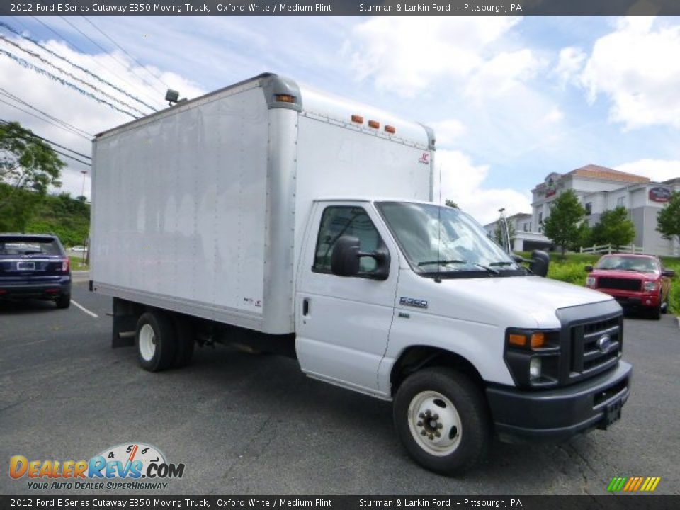 Front 3/4 View of 2012 Ford E Series Cutaway E350 Moving Truck Photo #1