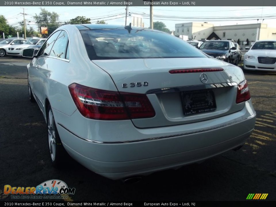 2010 Mercedes-Benz E 350 Coupe Diamond White Metallic / Almond Beige Photo #4