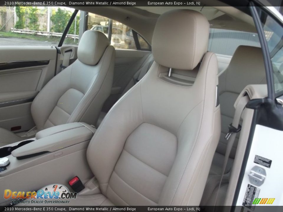 2010 Mercedes-Benz E 350 Coupe Diamond White Metallic / Almond Beige Photo #9