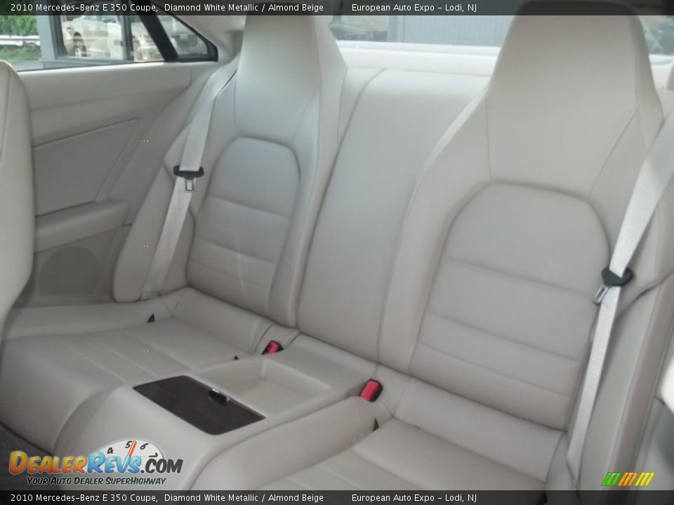 2010 Mercedes-Benz E 350 Coupe Diamond White Metallic / Almond Beige Photo #12