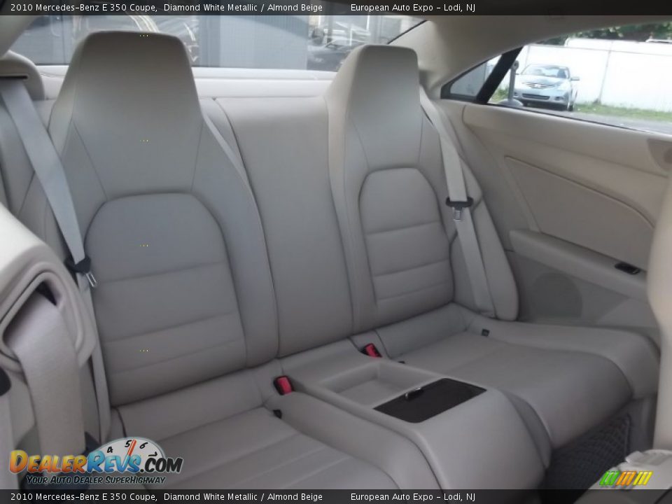 2010 Mercedes-Benz E 350 Coupe Diamond White Metallic / Almond Beige Photo #13