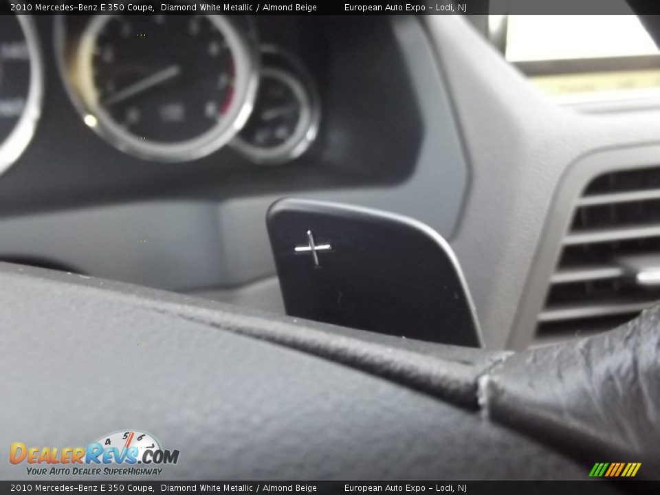 2010 Mercedes-Benz E 350 Coupe Diamond White Metallic / Almond Beige Photo #22