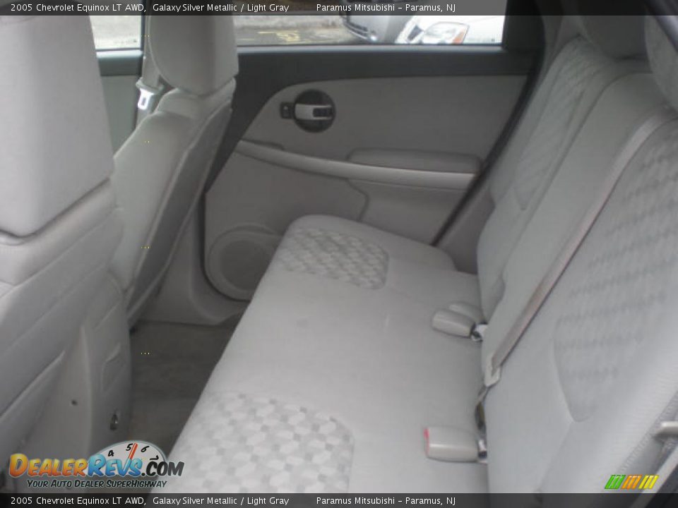 2005 Chevrolet Equinox LT AWD Galaxy Silver Metallic / Light Gray Photo #5