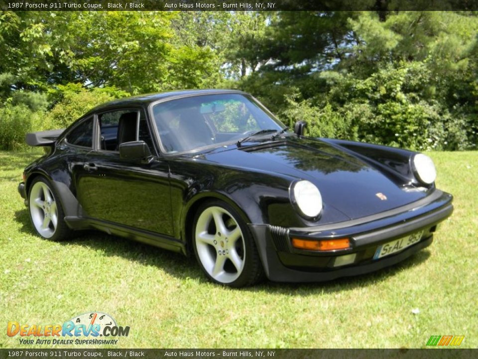 Front 3/4 View of 1987 Porsche 911 Turbo Coupe Photo #12